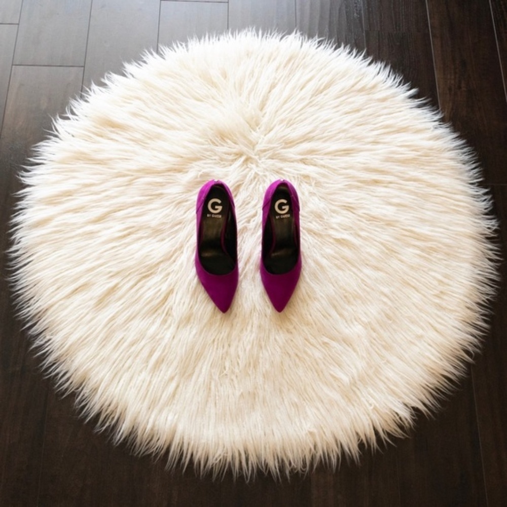 G by Guess | Magenta Pointed Heels 8.5